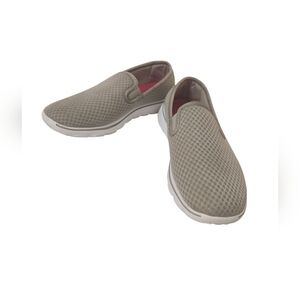 Champion Women's Tan Memory Foam Slip-On Shoe Size 9